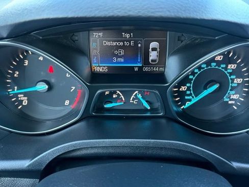 Used 2014 Ford Escape Titanium AWD/4WD image 25