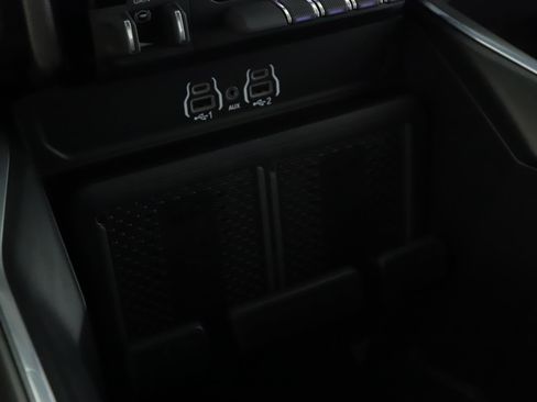 Used 2025 RAM 2500 Laramie w/ Night Edition image 19