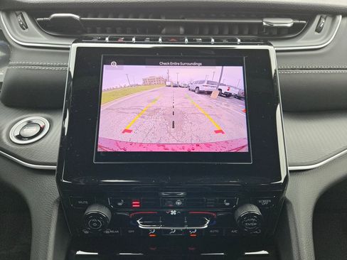 New 2026 Jeep Grand Cherokee L Laredo AWD/4WD image 21