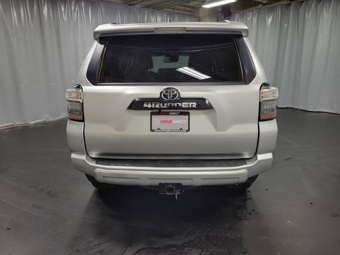 Used 2023 Toyota 4Runner TRD Off-Road image 7