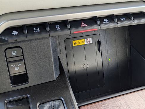 Used 2023 Toyota Sequoia Capstone image 29