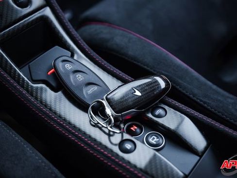 Used 2016 McLaren 675LT Coupe RWD image 99
