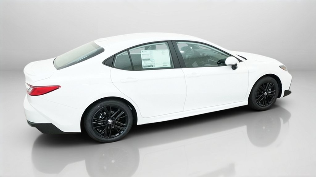 New 2026 Toyota Camry SE FWD image 38