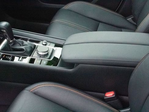 Used 2025 MAZDA CX-50 AWD 2.5 S w/ Premium Plus Pkg image 24