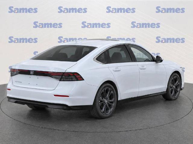 Used 2023 Honda Accord EX image 3