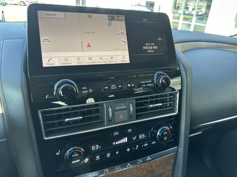 Used 2022 Nissan Armada SL RWD image 16