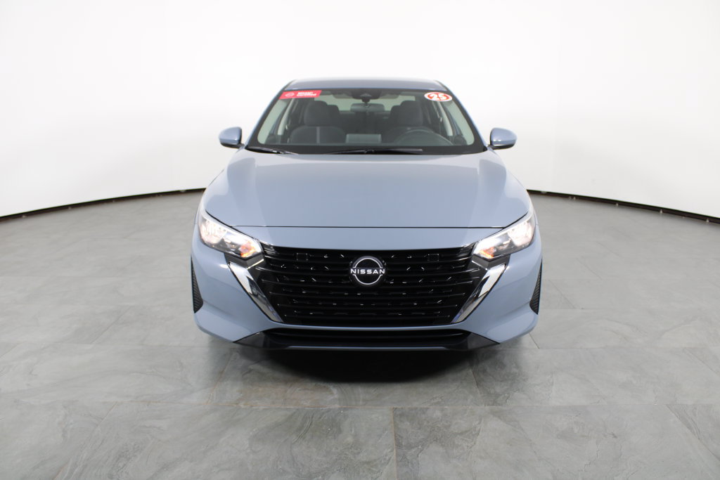 Certified 2025 Nissan Sentra SV FWD image 13