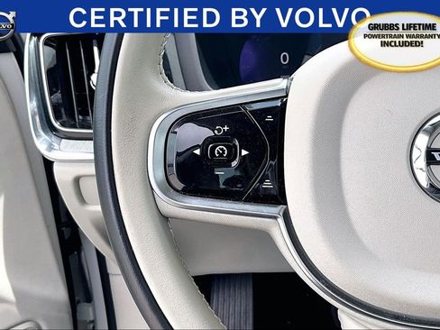 Used 2025 Volvo S60 T8 Plus image 26