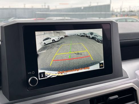 Used 2025 Toyota 4Runner SR5 image 17