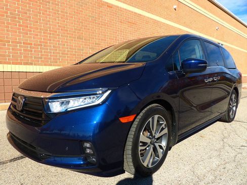 Used 2023 Honda Odyssey Touring image 5