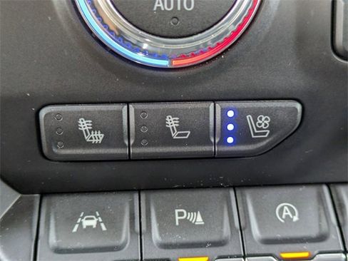 Used 2019 GMC Sierra 1500 SLT image 24