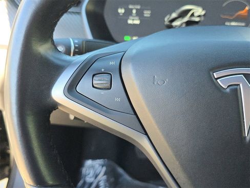 Used 2019 Tesla Model S 100D image 24