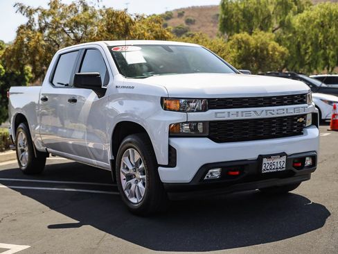 Used 2019 Chevrolet Silverado 1500 Custom RWD image 3