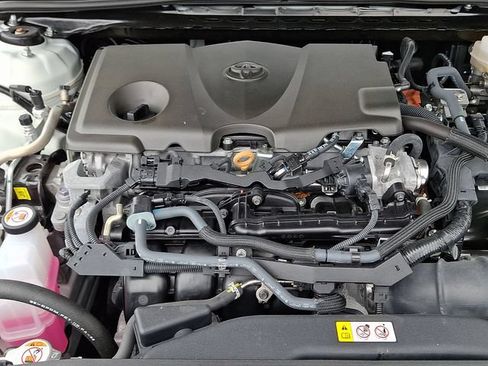 Used 2025 Toyota Camry LE FWD image 29