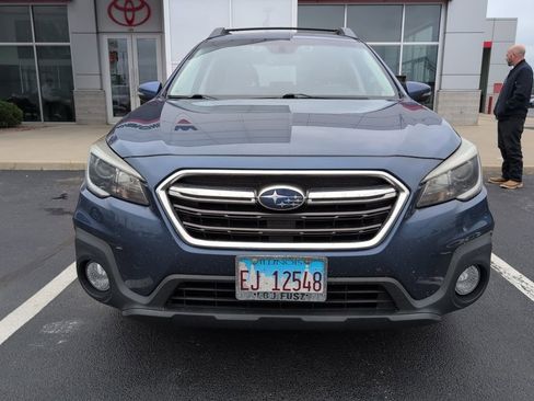 Used 2019 Subaru Outback 2.5i Premium AWD/4WD image 3