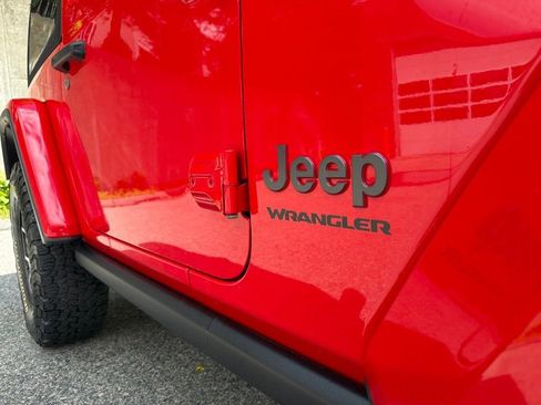Used 2020 Jeep Wrangler Rubicon w/ LED Lighting Group AWD/4WD image 10