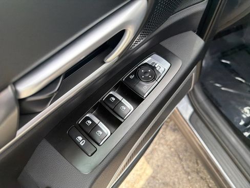 Used 2021 Kia Telluride S AWD/4WD image 13