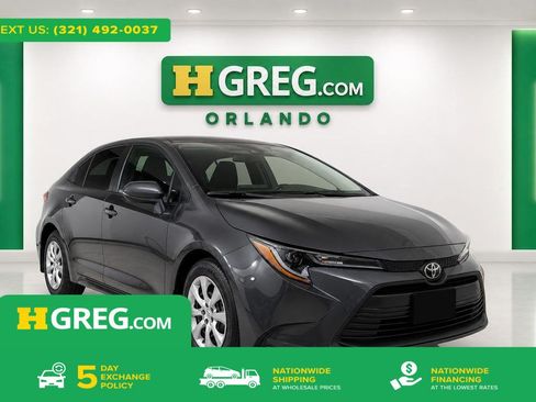 Used 2025 Toyota Corolla LE FWD image 1
