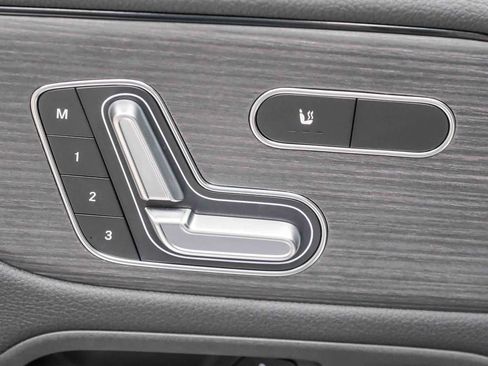 Certified 2026 Mercedes-Benz GLA 250 image 26
