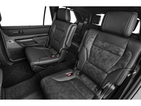 Used 2023 Toyota Sequoia TRD Pro AWD/4WD image 10