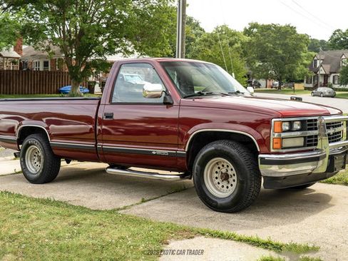 Used 1989 Chevrolet Silverado 1500 2WD Regular Cab image 11