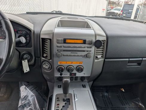 Used 2006 Nissan Titan LE w/ (R02) LE Off-Road Pkg AWD/4WD image 3