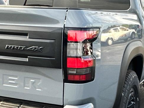New 2026 Nissan Frontier PRO-4X w/ Pro Premium Package AWD/4WD image 15