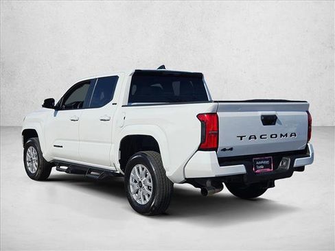 Certified 2025 Toyota Tacoma SR5 image 8