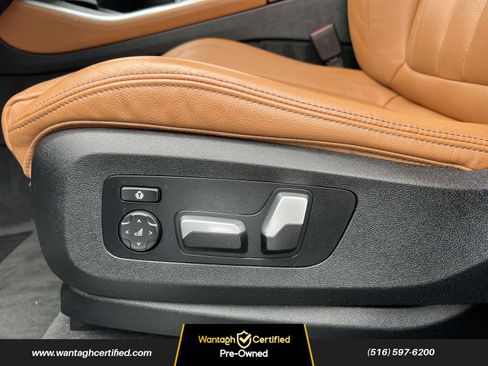 Used 2022 BMW X5 xDrive40i w/ M Sport Package image 19