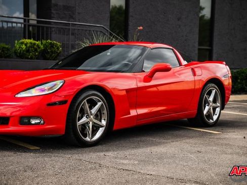 Used 2013 Chevrolet Corvette Coupe w/ 3LT Preferred Equipment Group RWD image 53