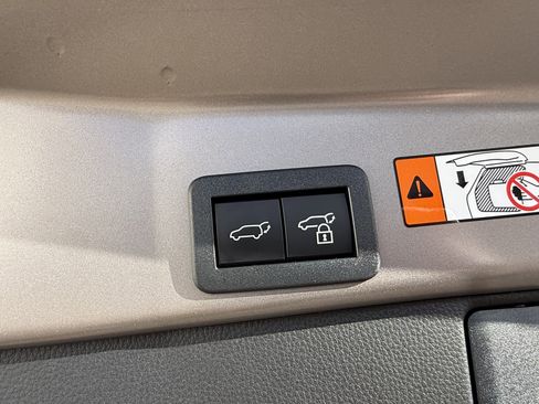 New 2026 Toyota RAV4 SE image 17