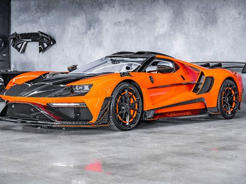 Used 2018 Ford GT RWD image 2
