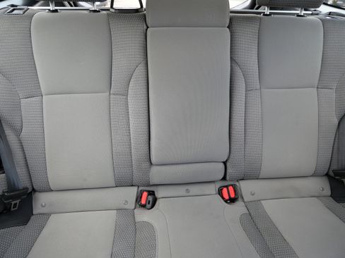 Used 2024 Subaru Outback Premium AWD/4WD image 13