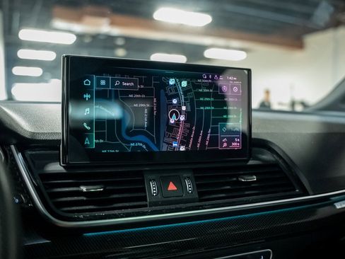 Used 2021 Audi SQ5 Prestige w/ Prestige Package image 51