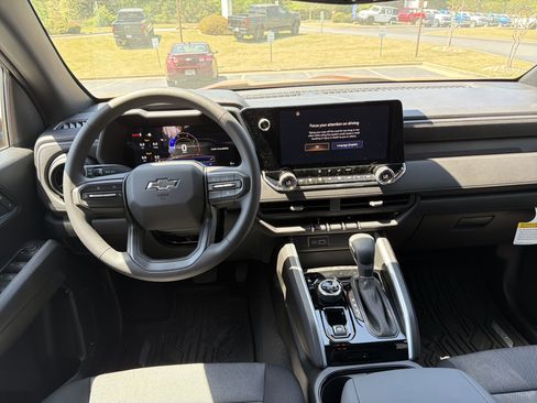 New 2026 Chevrolet Colorado Trail Boss AWD/4WD image 22