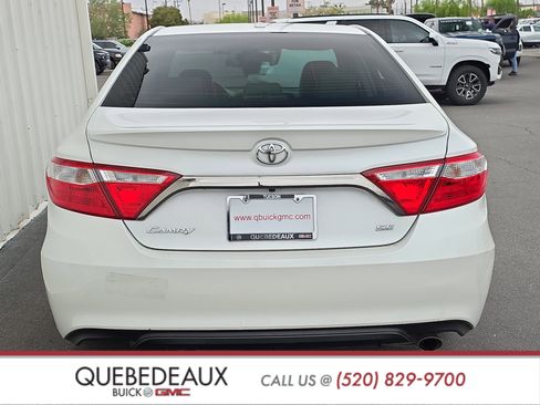 Used 2015 Toyota Camry SE image 6