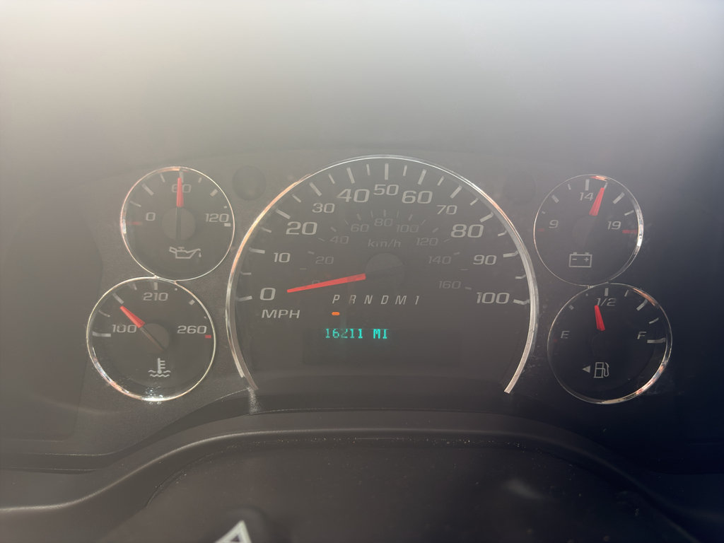 Used 2025 GMC Savana 2500 w/ Driver Convenience Package RWD image 13