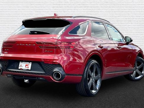 Used 2022 Genesis GV70 3.5T Sport w/ Sport Prestige Package AWD/4WD image 6