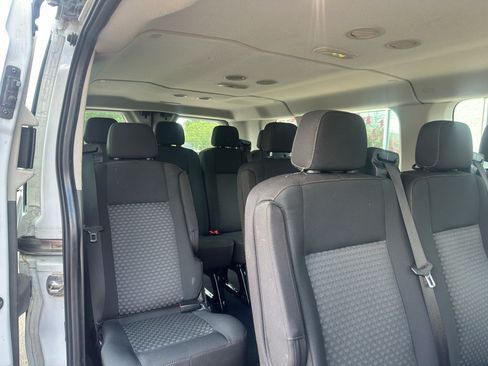 Used 2023 Ford Transit 350 XLT RWD image 14