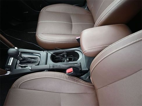Used 2018 Subaru Forester 2.5i Touring w/ Popular Package #3B image 31
