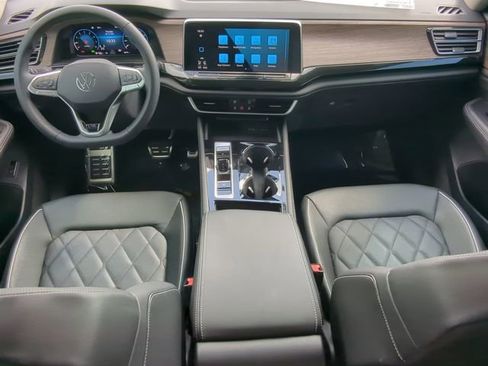 New 2026 Volkswagen Atlas SEL Premium R-Line AWD/4WD image 14