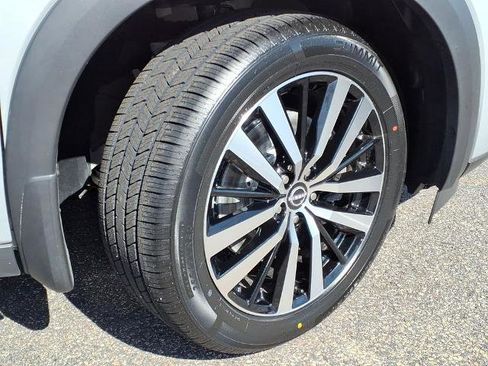 Certified 2023 Nissan Pathfinder Platinum AWD/4WD image 8