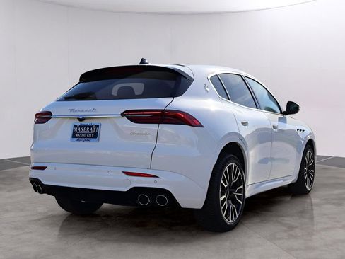 New 2025 Maserati Grecale GT AWD/4WD image 5