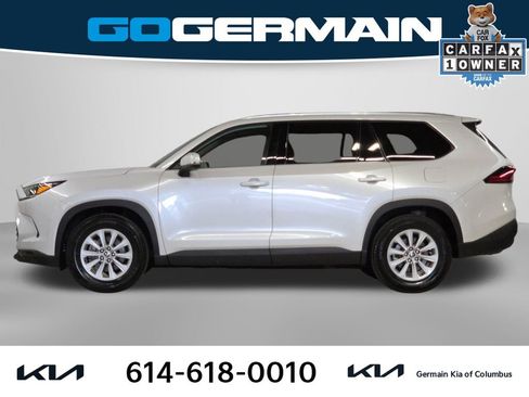 Used 2025 Toyota Grand Highlander AWD image 12
