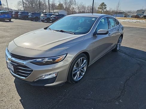 Used 2025 Chevrolet Malibu LT FWD image 7