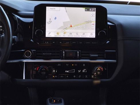 Certified 2023 Nissan Pathfinder SL w/ Lighting Package (N92) image 30