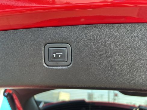 Used 2024 Chevrolet Blazer LT w/ Convenience Package image 9