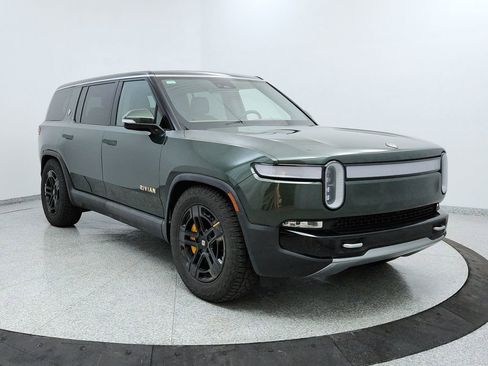 Used 2023 Rivian R1S Adventure image 7