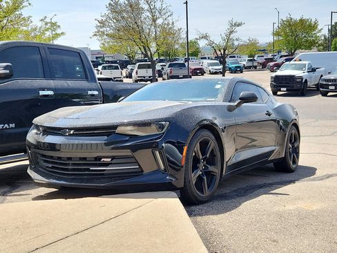 Used 2018 Chevrolet Camaro LT w/ RS Package image 2