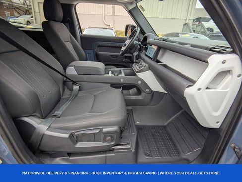 Used 2022 Land Rover Defender 90 image 14